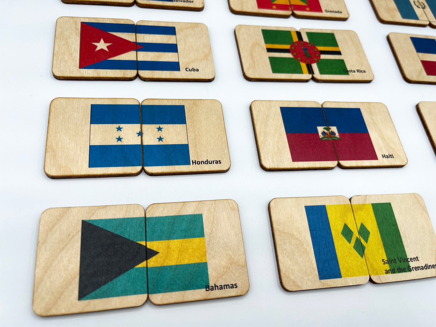 Wooden Flag of North America Puzzle